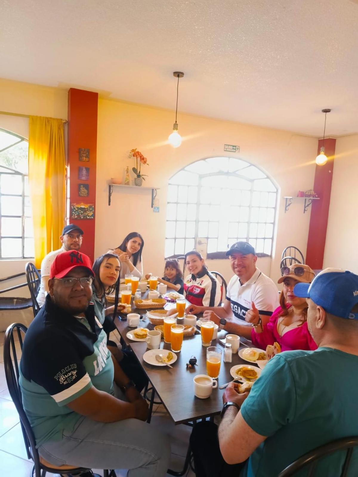 Hostal Amazonia y sol Baños Zewnętrze zdjęcie