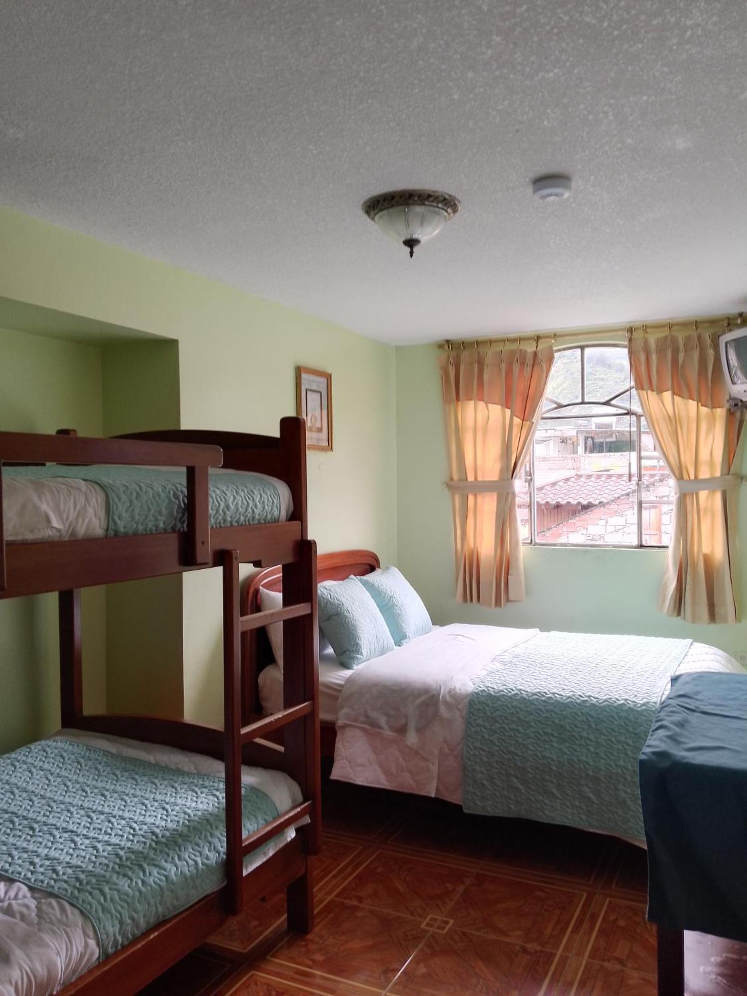 Hostal Amazonia y sol Baños Zewnętrze zdjęcie